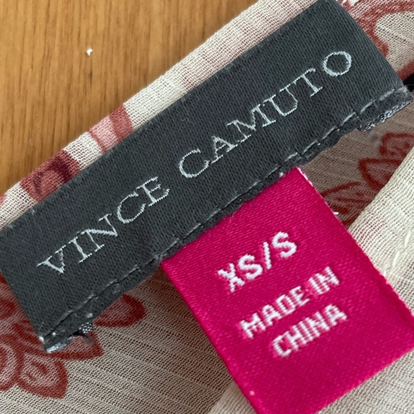 Vince Camuto sheer top! Great Boho vibe! - Picture 2 of 3